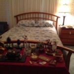 Queen-bedroom-set-by-Basset